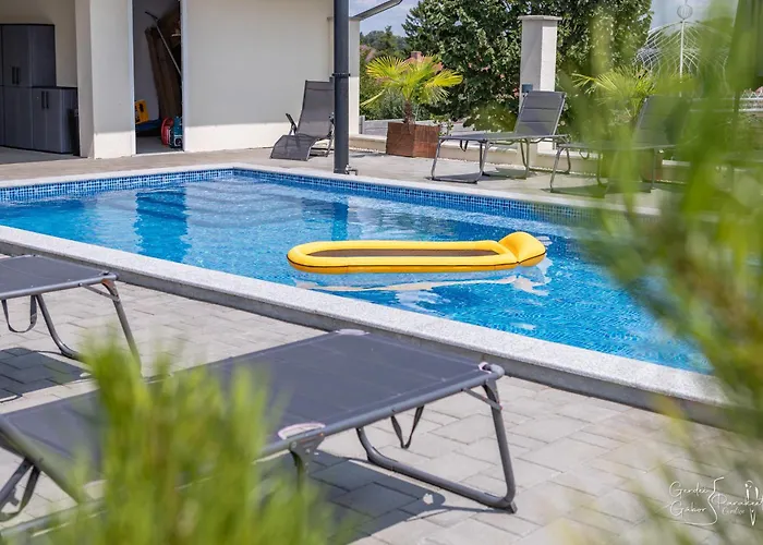 Bed & Breakfast Ludvig Panzio Villany